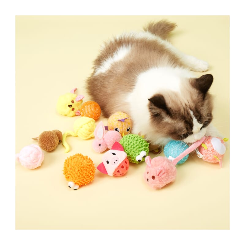 Fofos Rattle Mouse Cat Toy, 18 pieces at 140 Rs. per piece - Wagr Petcare