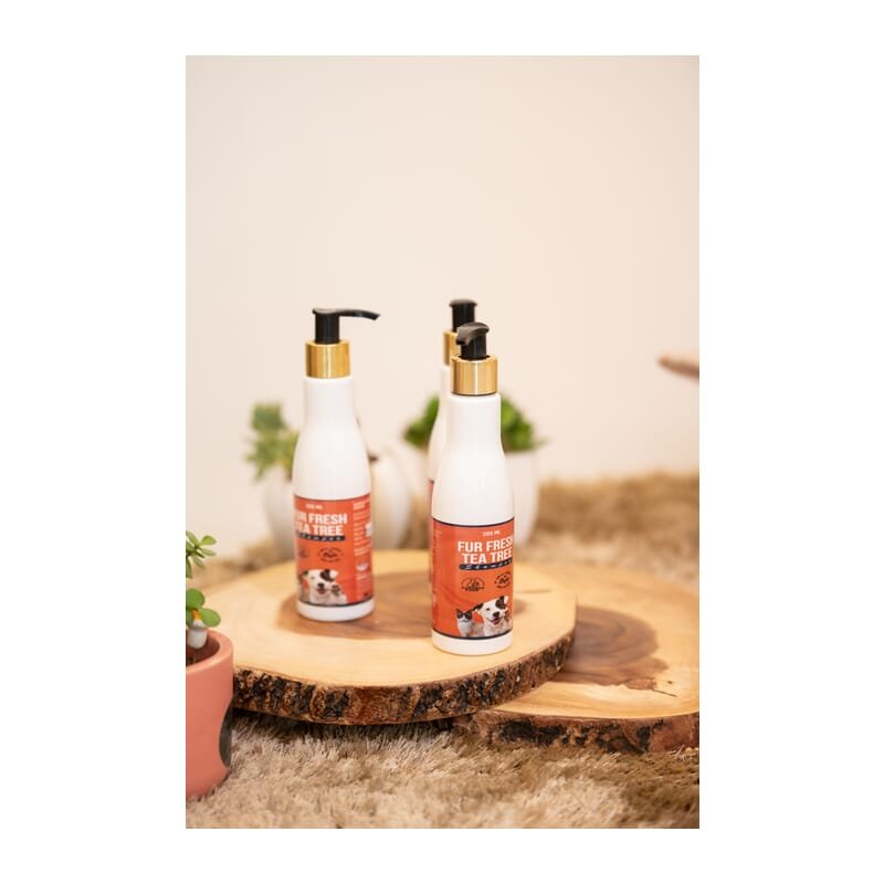 Petsnugs Fur Fresh Tea Tress Shampoo - Wagr Petcare